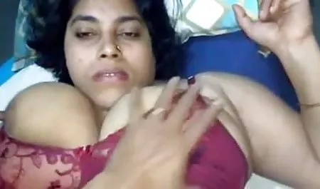 भविष्य के पति पिछवाड़े में दुल्हन सेक्सी कॉमेडी फिल्म डालता