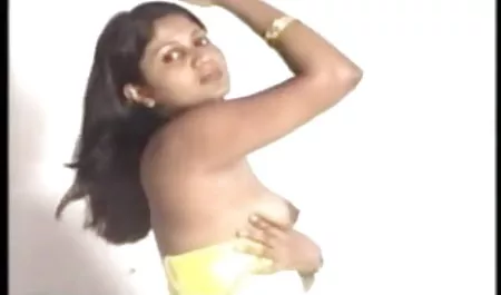 लानत हॉलीवुड सेक्सी ब्लू फिल्म अधोवस्त्र में थोड़ा लानत चिकन