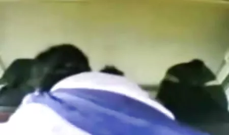 रूसी आदमी पड़ोसी पीता है सेक्सी फिल्म हिंदी वाला ।