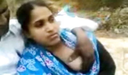 वह बिल्ली चाट प्रशंसक में सही फूहड़ सेक्सी बीएफ भोजपुरी फिल्म दिया