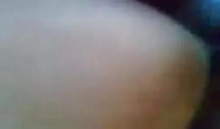 रूसी लड़की कैमरे पर उसे सेक्सी फिल्म बढ़िया वीडियो पहले सेक्स है