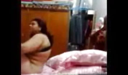 सचिव कार्यालय के सदस्य प्रत्यारोपित किया गया था सेक्सी वीडियो फिल्म बीपी