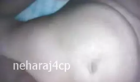 मलाई करनेवाली पूरी तरह से एक सुंदर युवा शीर्षक सेक्सी मूवी इंग्लिश वीडियो की आलोचना की