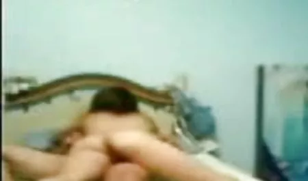 रूसी लड़के गड़बड़ सेक्सी फिल्म के अजनबी वेश्या ।