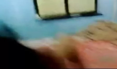 आकर्षक महिला सेक्सी सेक्सी फिल्म भयंकर चुदाई चूत में वीर्य