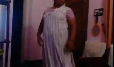 मेरी माँ इंग्लिश बीपी फिल्म सेक्सी छिपे हुए कैमरे में अपने बेटे के साथ सेक्स दर्ज की गई ।