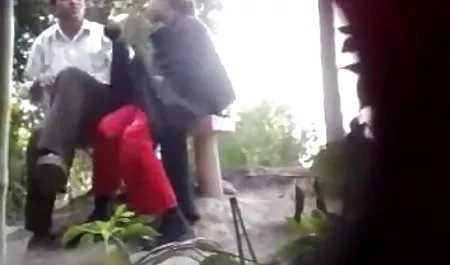 दो रूसी दोस्त एक सेक्सी मूवी बफ महान शाम थी