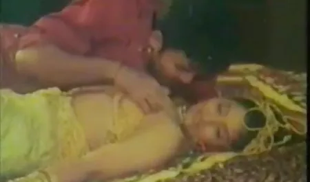 एक लाल औरत एक साथी पर कूद सेक्सी फिल्म भेजना सेक्सी फिल्म गया.