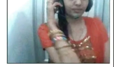 पुरुष निपल्स में सभी रूसी छेद में रवीना टंडन की सेक्सी फिल्म विस्फोट