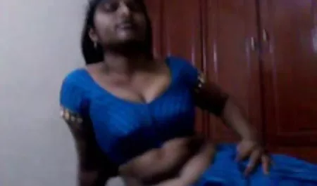 उसे गधे फिल्म वीडियो सेक्सी में अच्छा उंगलियों के साथ खुद को साहसपूर्ण