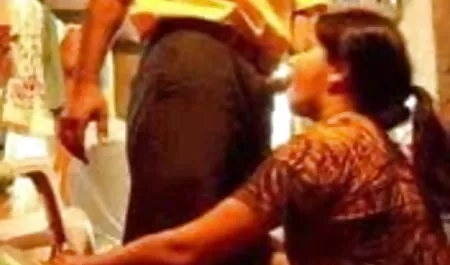 रूसी फूहड़ तंग गधे के साथ हिलाकर रख सेक्सी मूवी वीडियो दिखाओ दिया
