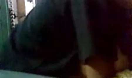 एमेच्योर सुनहरे बालों वाली ब्लू सेक्सी पिक्चर फिल्म रूसी सोलो किशोर वेब कैमरा