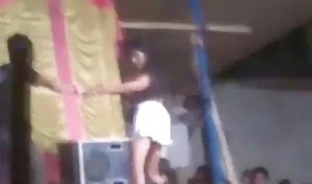 धीरे धीरे सभी छेद गोरा में कमबख्त सेक्स पिक्चर वीडियो में