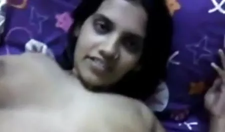 बड़े अमीर चाचा के साथ वीडियो सेक्सी फिल्म हिंदी सेक्स