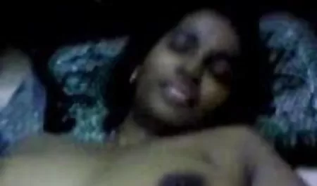 सुंदर गधा बेब बोनर हिंदी में सेक्सी बीएफ मूवी खींच लिया