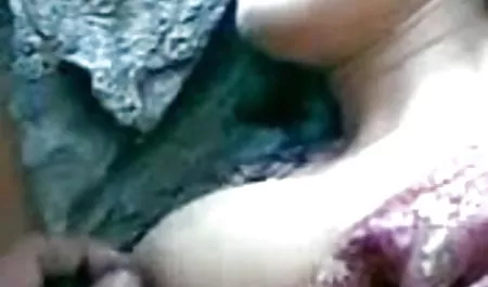 वह गंभीर रूप से उसके गले के नीचे भरवां अंग गहरी खींच साउथ सेक्सी फिल्म करने के लिए मजबूर किया गया था