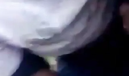 पुरुषों खलिहान वेश्या के एक जोड़े में हंसी फिल्म वीडियो सेक्सी वीडियो