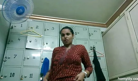 लानत है, सेक्सी फिल्म दिखाओ गोरा, पुलिस वाले