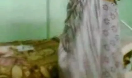 शरारती मोज़ा dildo के साथ masturbates ब्लू पिक्चर वीडियो में सेक्स