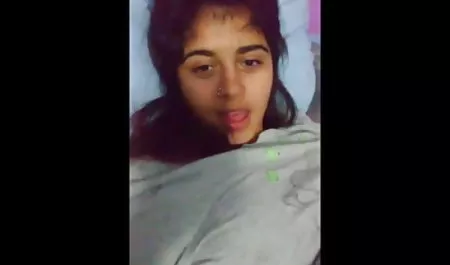 एक बड़ा बोनर के साथ एक सुंदर दुल्हन सभी छेद में फाड़ा गया था सेक्सी फिल्म सेक्सी सेक्सी