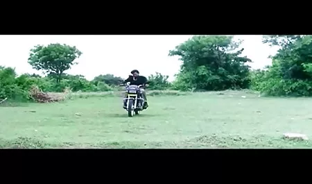 रोगी सेक्सी इंग्लिश मूवी गहरे पंखों में फाड़ा गया था