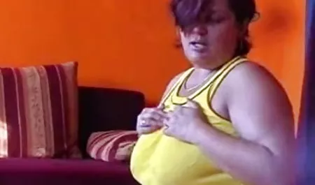 सेक्सी फिल्म सेक्सी सेक्स युवा वेश्या कमबख्त