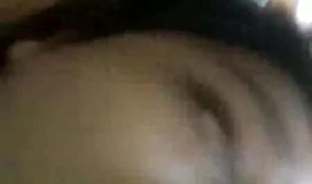 बिल्ली कमबख्त में गोरा वेस्टइंडीज की सेक्सी फिल्म